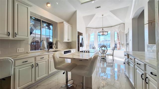 Building Photo - 4304 Rock Springs Dr