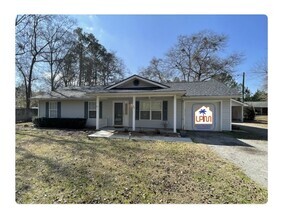 Building Photo - Spacious 3 Bedroom Home in Ridgeland, SC!