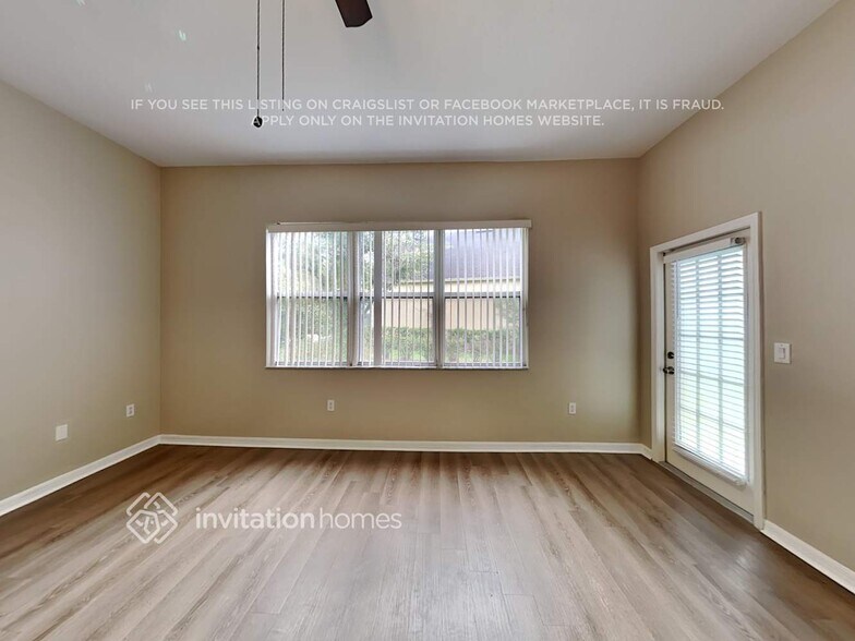Building Photo - 20401 Walnut Grove Ln