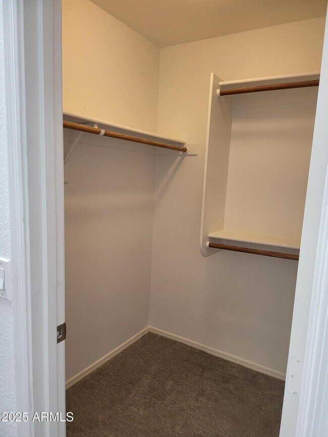 Building Photo - 4909 W Behrend Dr
