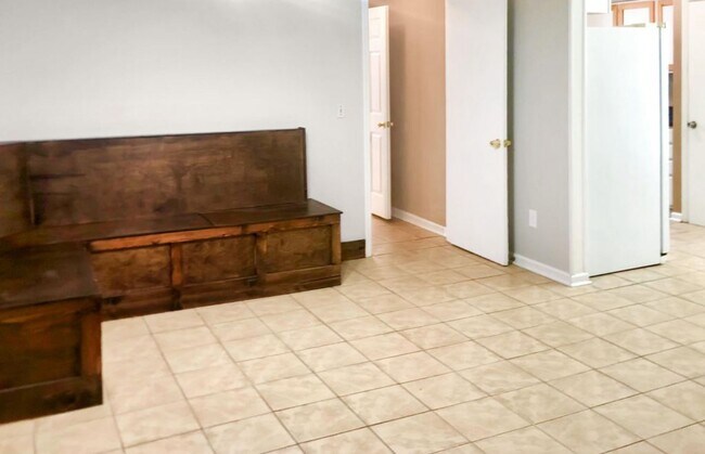 Building Photo - North Charleston 4 bedroom home