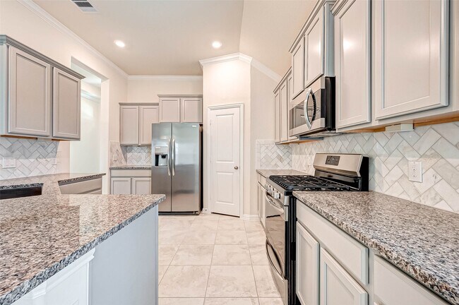 Building Photo - 2307 Green Kale Dr