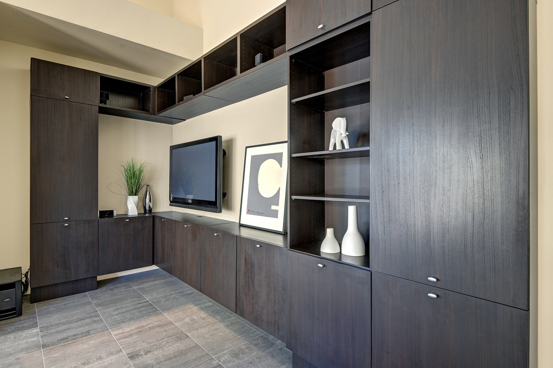 Building Photo - 1536 E Baristo Rd