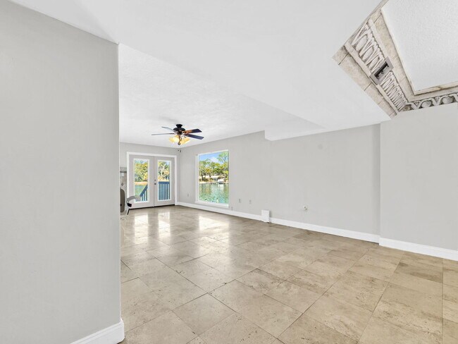 Building Photo - 258 Kidd St