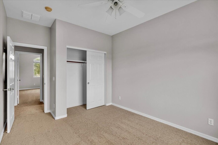 Building Photo - 4280 N 157th Ave