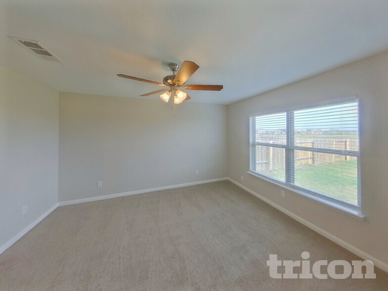 Building Photo - 114 Hamilton Way