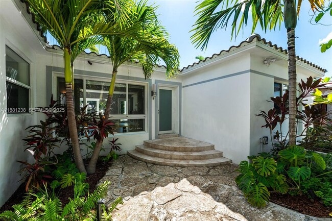 Building Photo - 7901 Noremac Ave