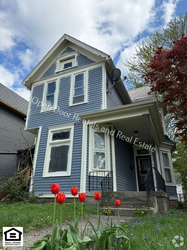 Building Photo - 846 Columbia Ave
