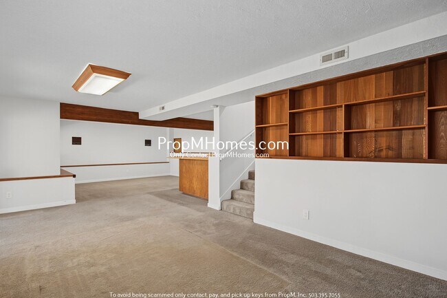 Building Photo - 8271 SW 184th Ave