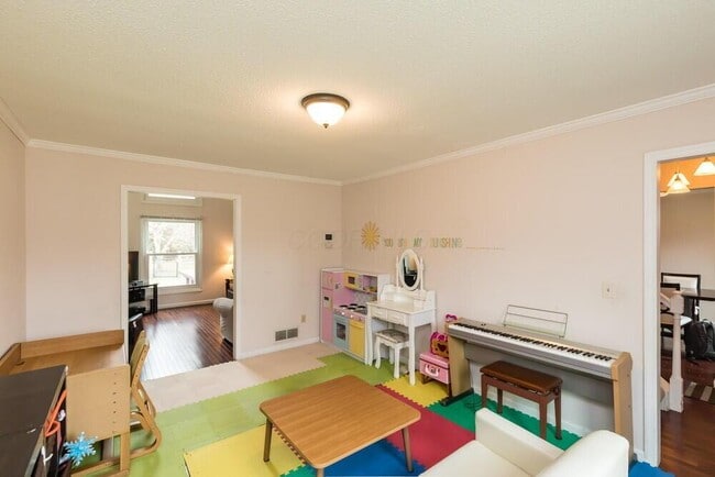 Building Photo - 2236 Sunleaf Ct