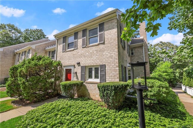 Building Photo - 25 Indian Harbor Dr