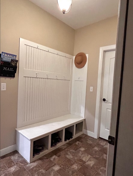 Mudroom - 6527 Sanctuary Trl