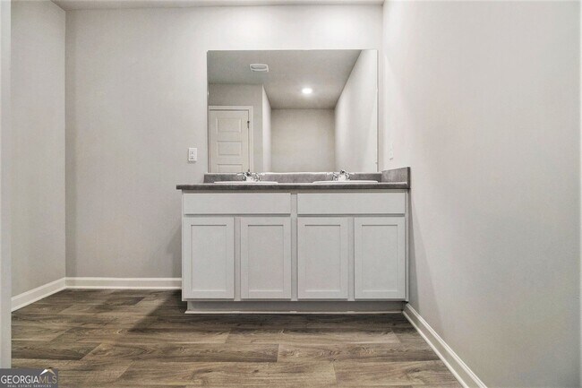 Building Photo - 6884 Gallier St