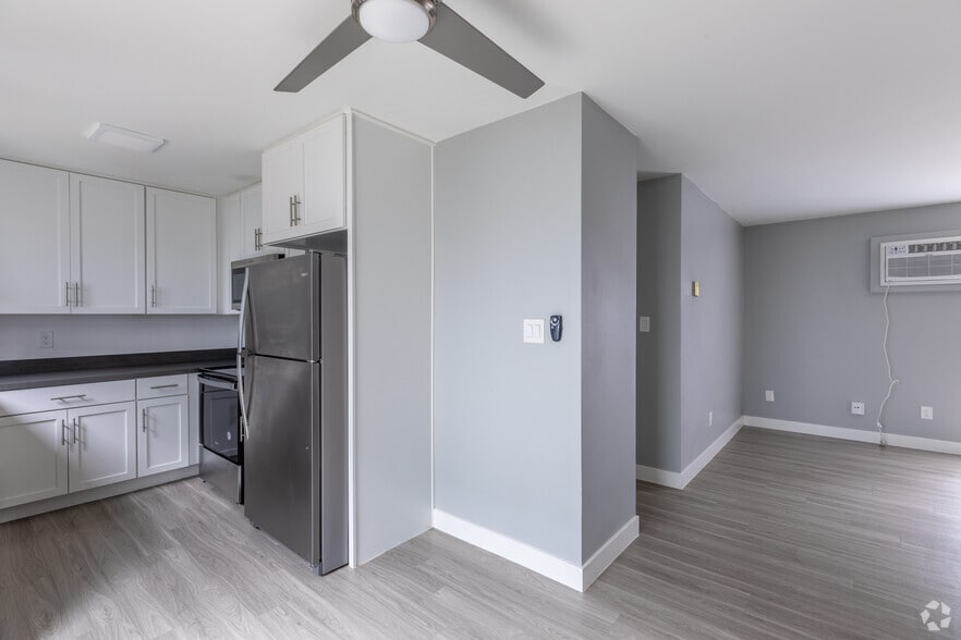 1BR, 1BA - 750SF - Chula Vista Terrace