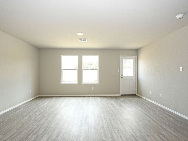 Building Photo - 4 BR /2 BA - 1667 SF Home in Hidden Trails...