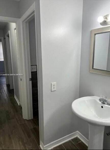 Building Photo - 8033 SW 21st Ct