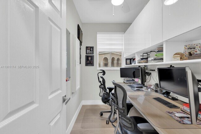 Building Photo - 1012 Tupelo Way