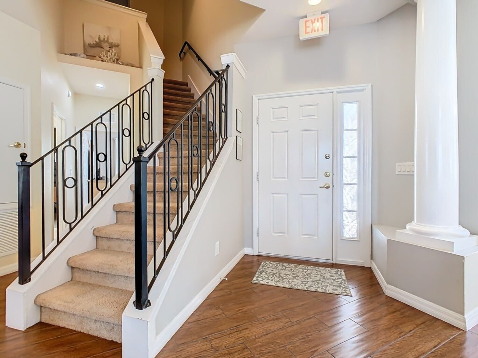 Building Photo - 846 Orista Dr