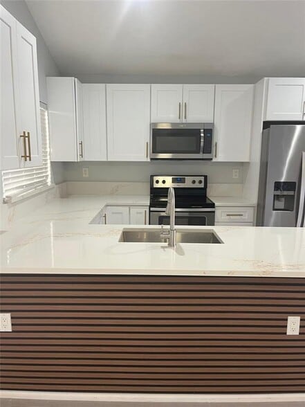 Building Photo - 13292 NW 5th St