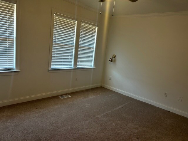 Building Photo - 5562 Colonial Chatsworth Cir