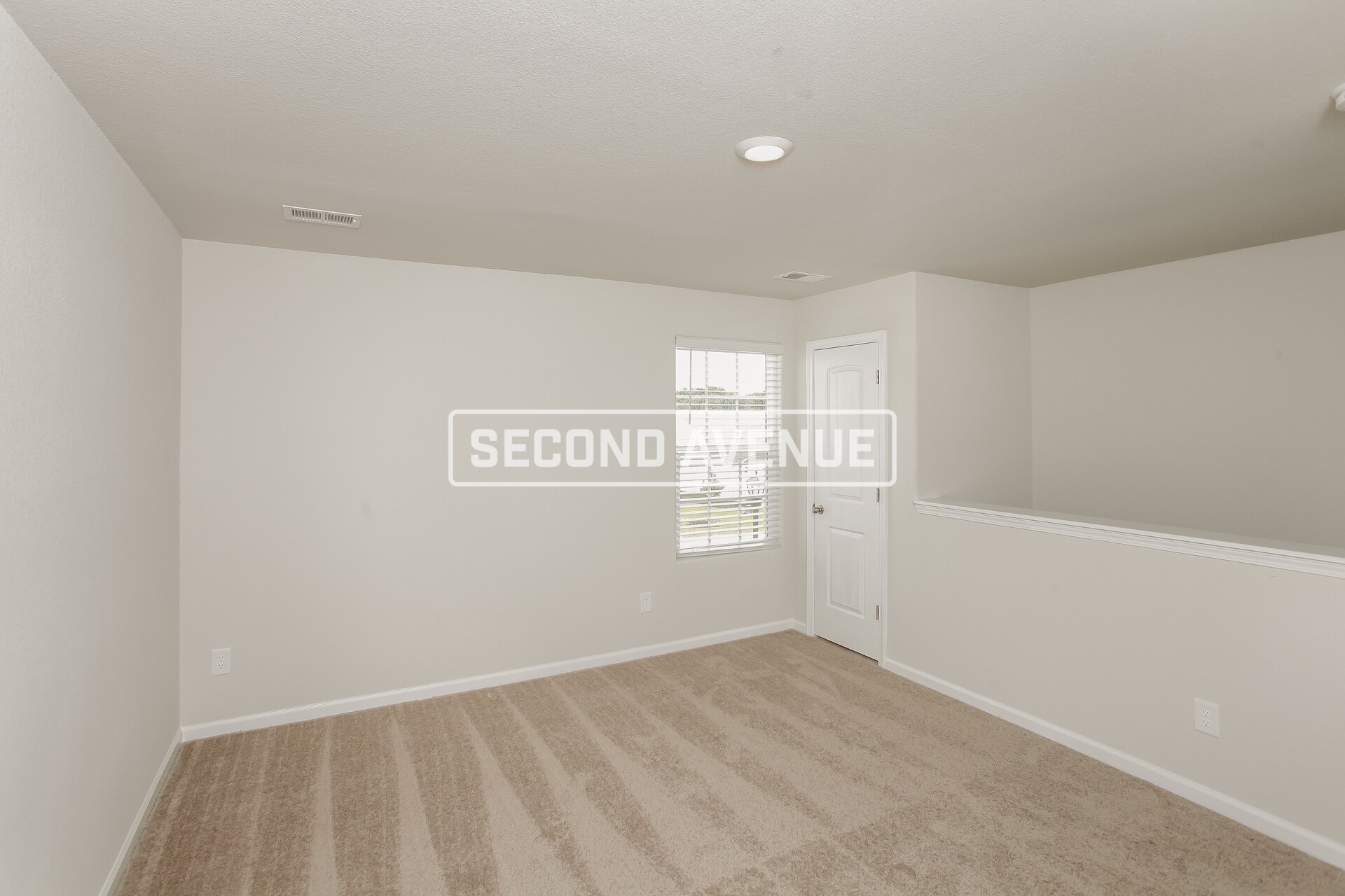 Building Photo - 407 Misty Knl Dr