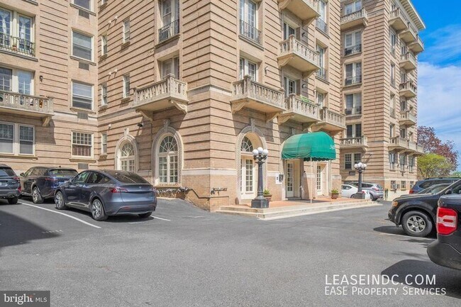 Building Photo - 3426 16th St NW