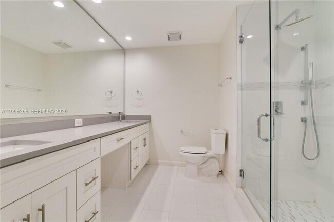 Building Photo - 307 Bonnie Brae Way