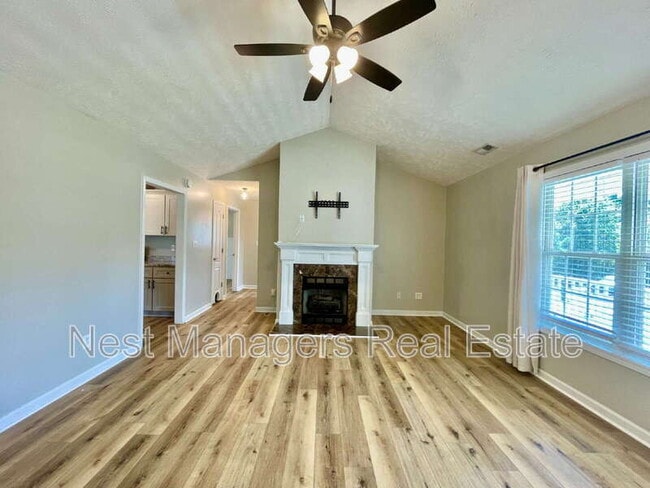 Building Photo - 5325 Wallbrook Dr