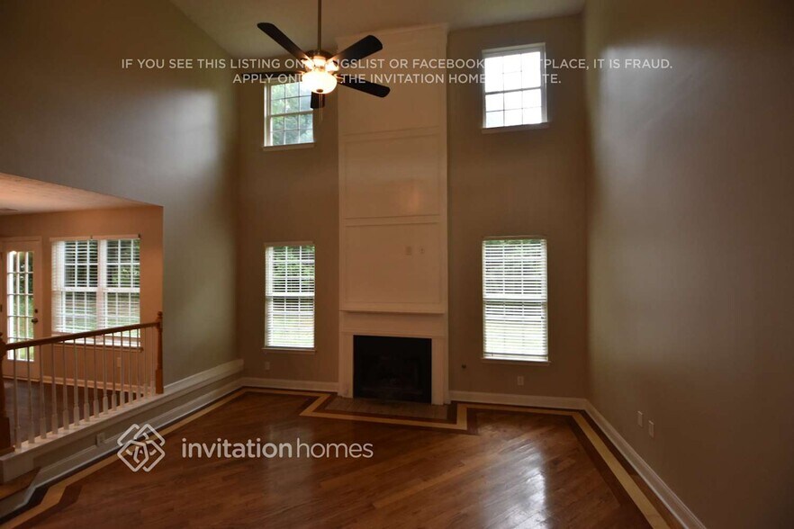 Building Photo - 2600 Austin Ridge Dr NE