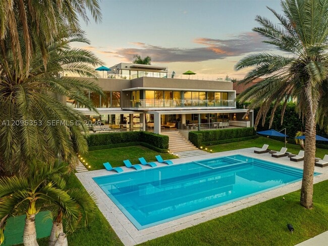 Building Photo - 360 Harbor Dr