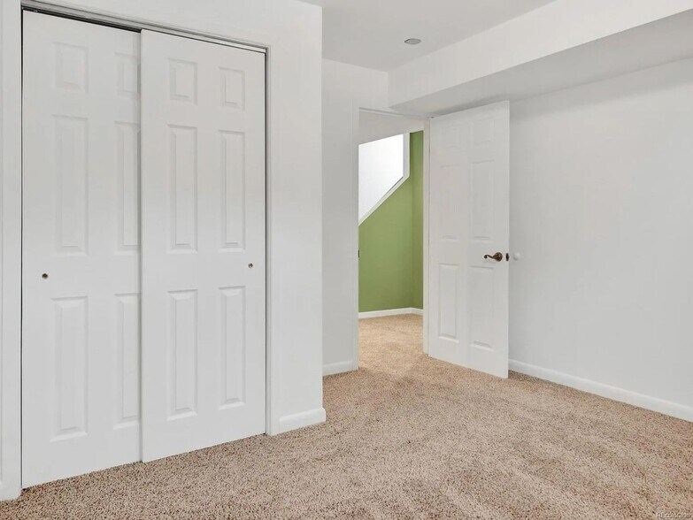 Building Photo - 10870 Carrol Ln