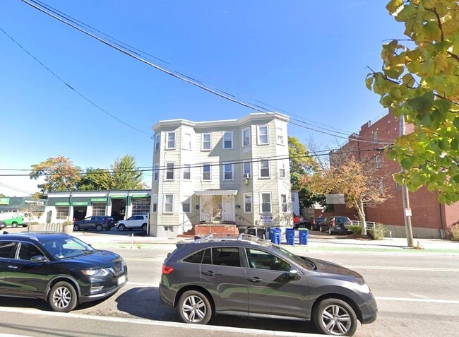 Building Photo - 257 Beacon St