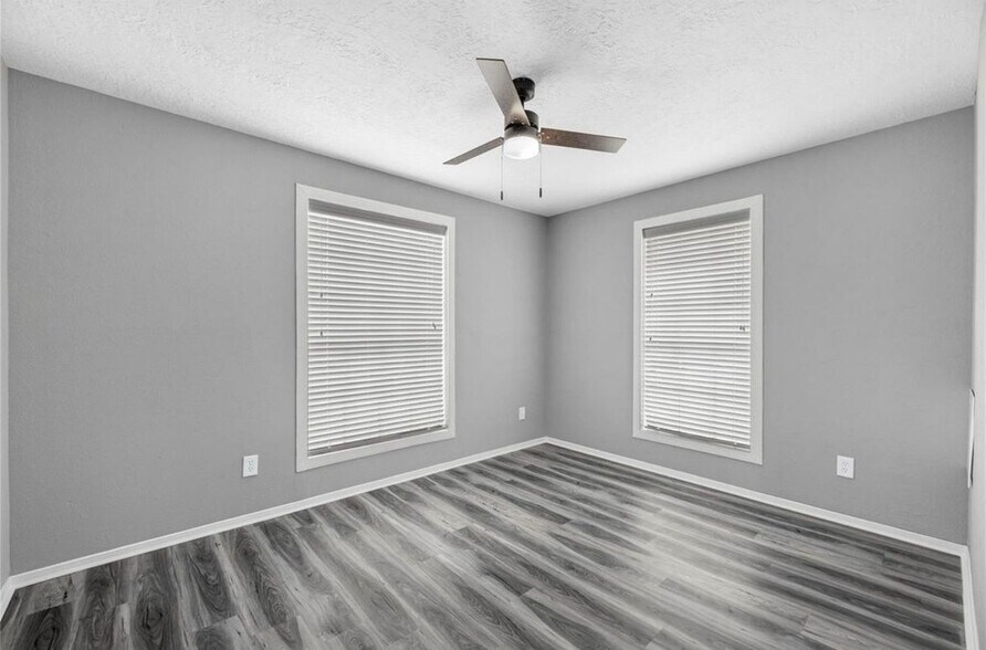 Building Photo - 502 Frawley St