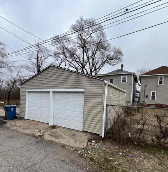 Building Photo - 840 Jackson St