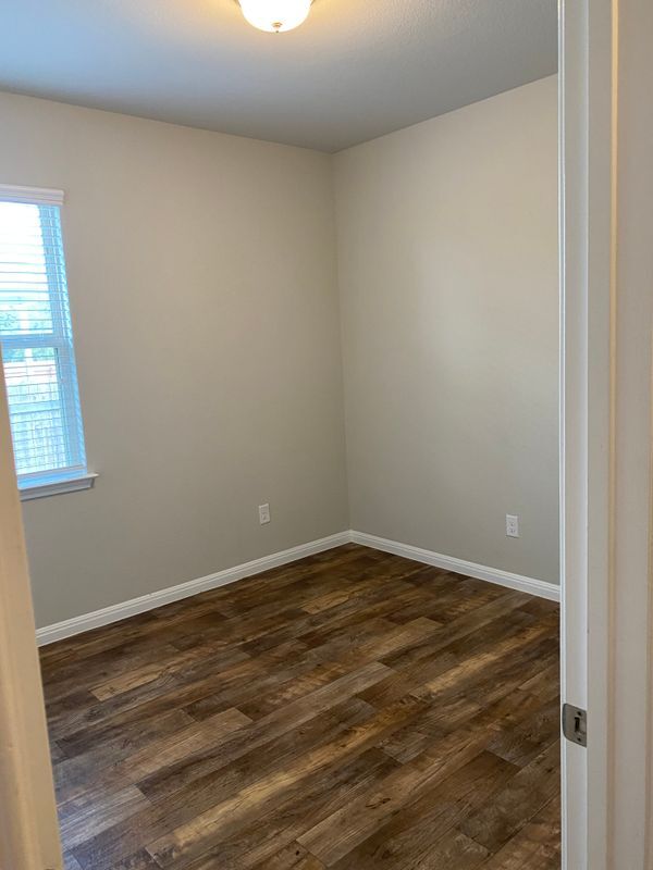 Building Photo - 212 Callahan Ln