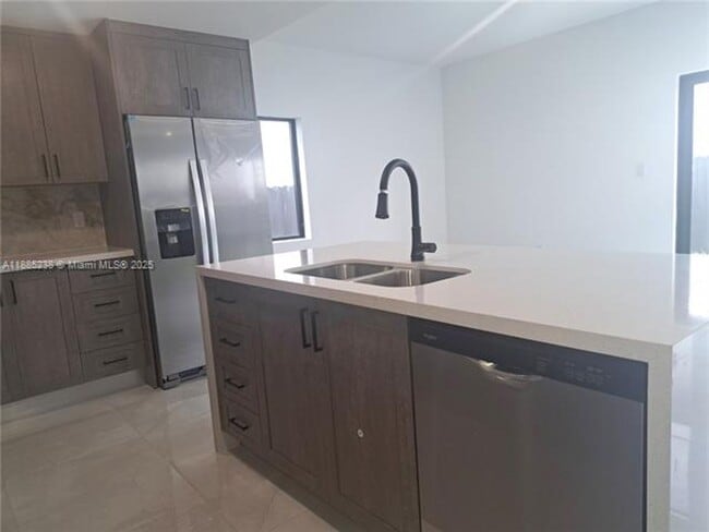 Building Photo - 1373 NW 1st St