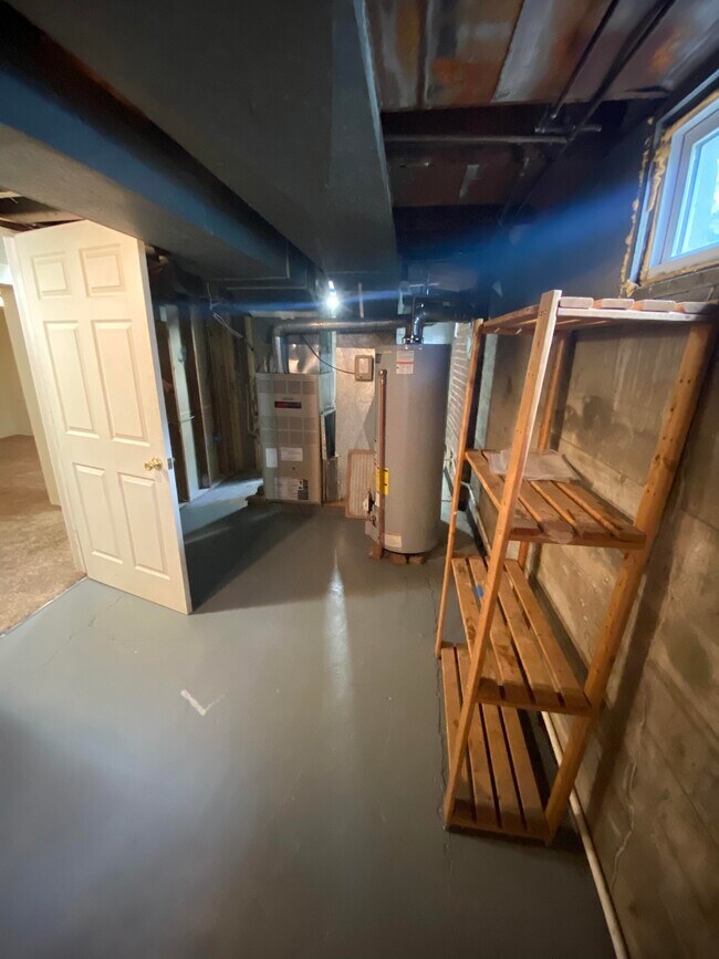 Building Photo - 720 3rd St N