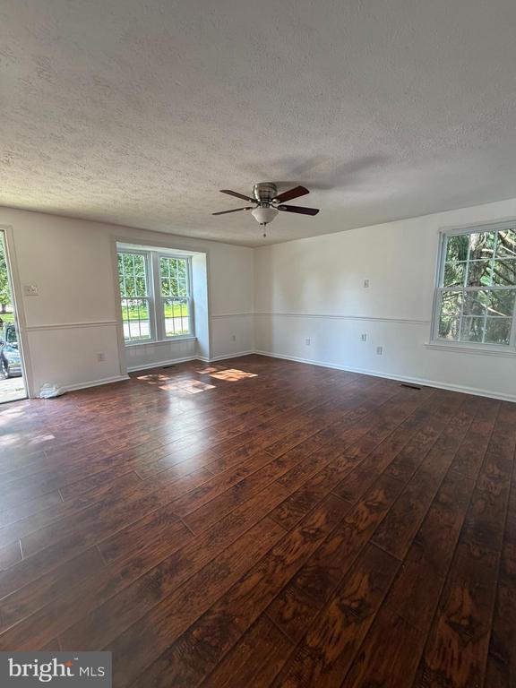 Building Photo - 3349 Garrison Cir