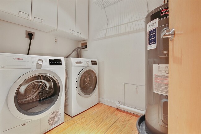 Building Photo - 107 South St