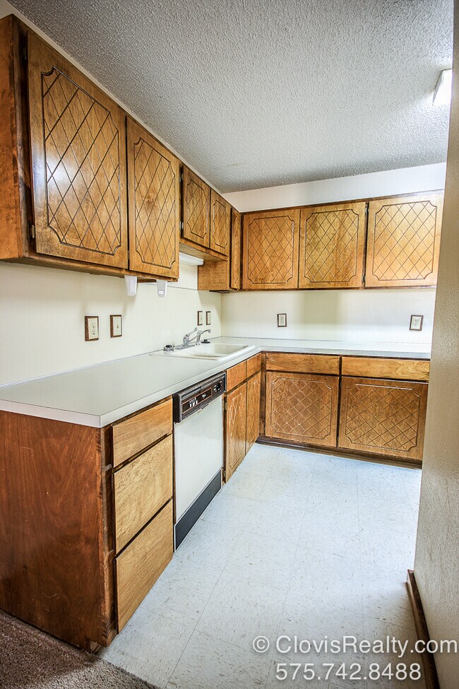 Building Photo - 813 Stanton Pl