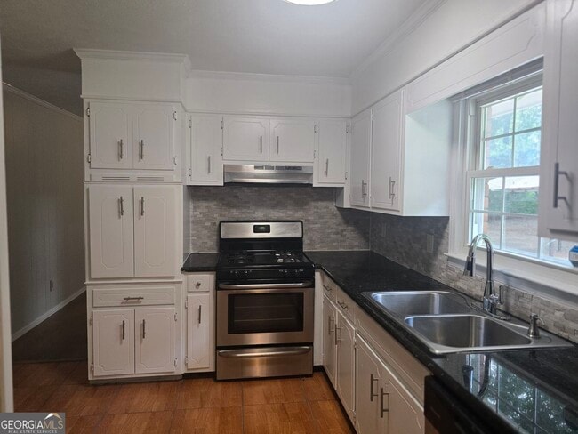 Building Photo - 5734 Lanny Ln