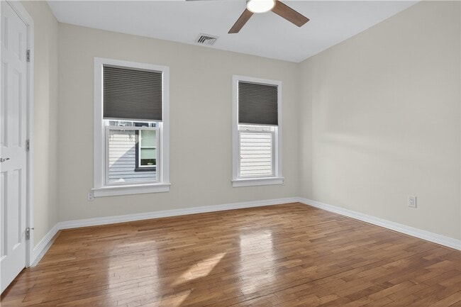 Building Photo - 38 Cedar St