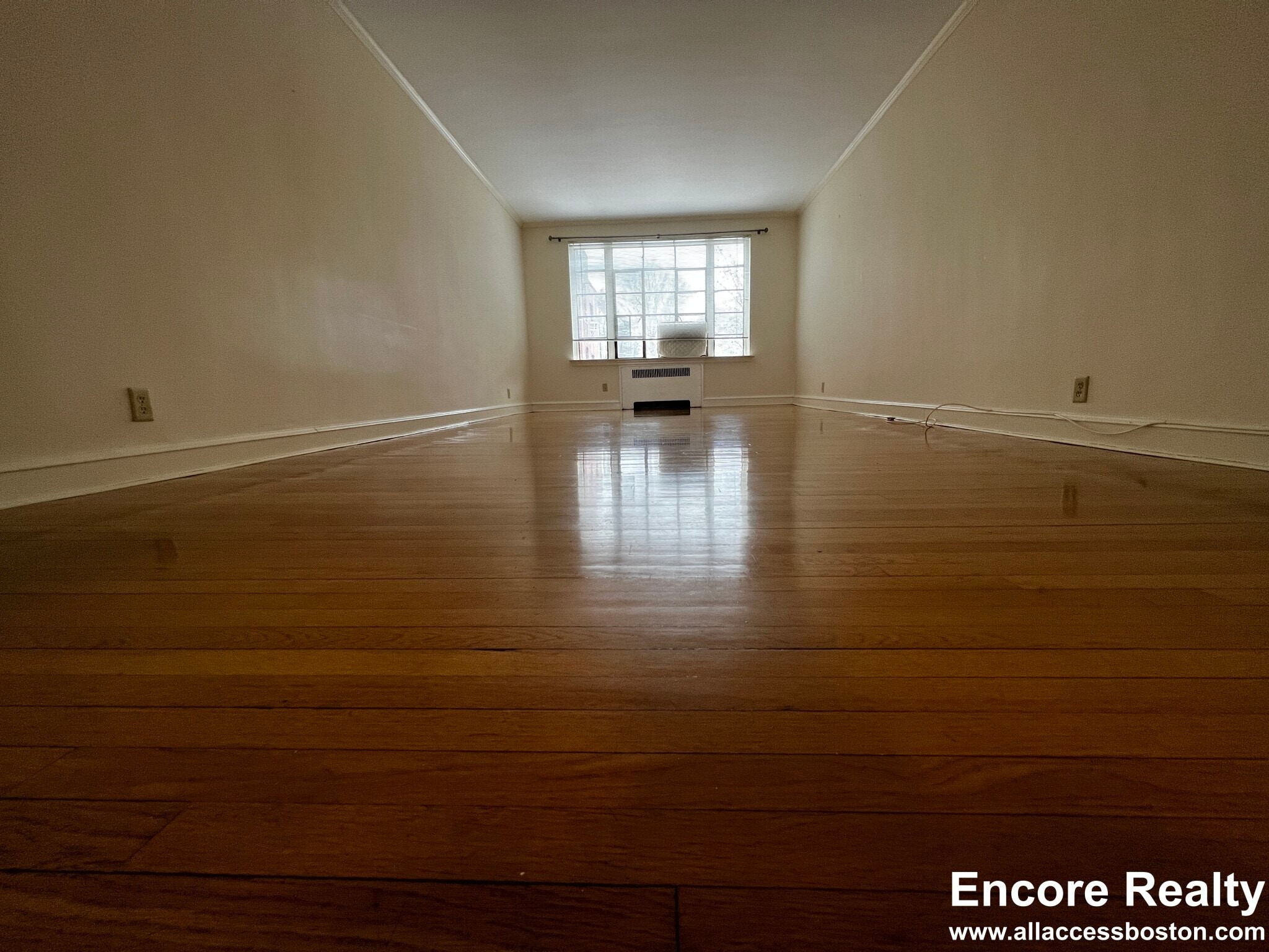 Building Photo - 105 Longwood Ave