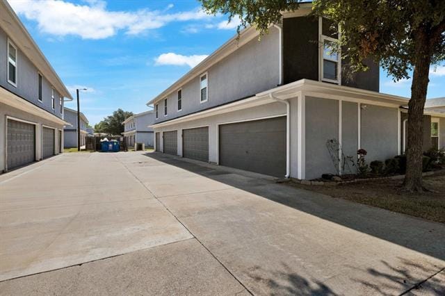 Building Photo - 610 Ridgeline Dr