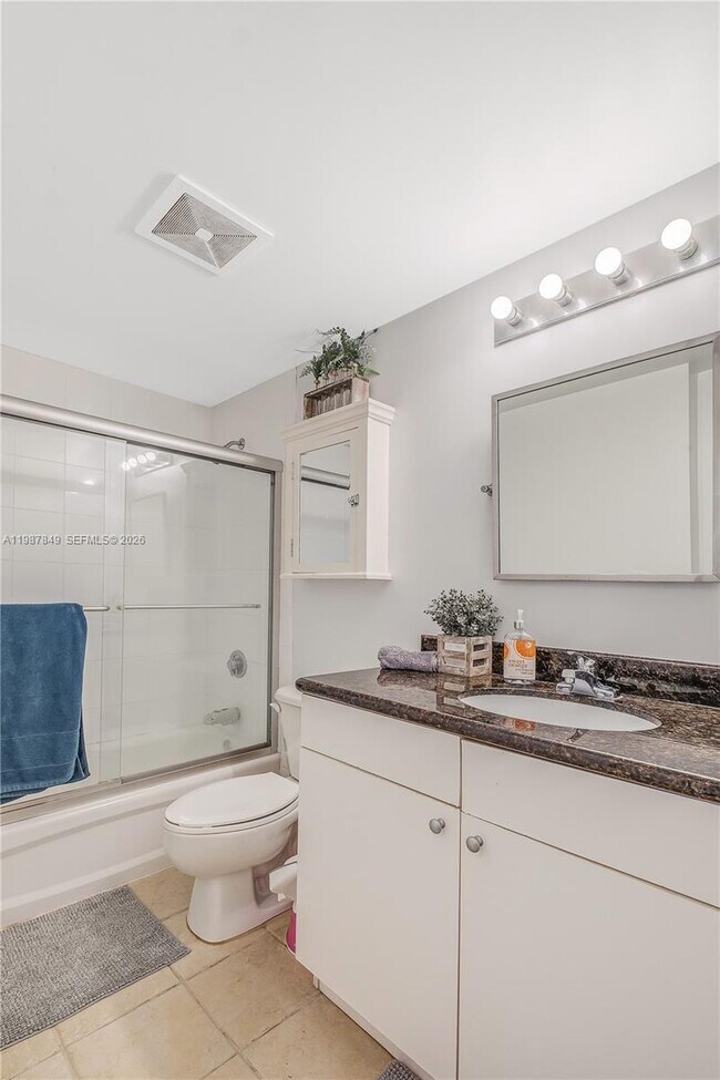 Building Photo - 1250 S Miami Ave