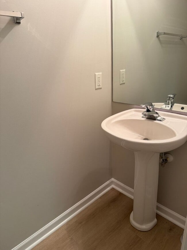 Building Photo - Rachels Keep Townhome
