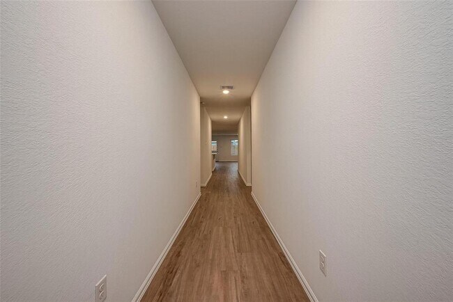 Building Photo - 27123 River Birch Ridge Dr