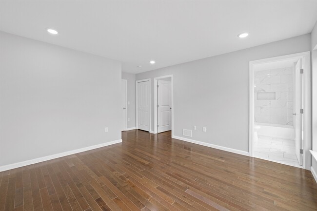 Building Photo - 45 Franklin St