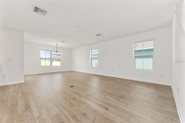 Building Photo - 7848 Byers St