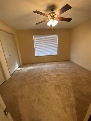 Building Photo - 8900 Marilyn Dr